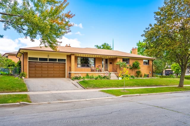 Detached at 4 Dunreo Drive, Toronto, ON M3L 2E9, Toronto W05