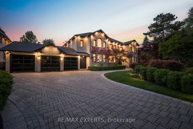 Detached at 82 Westwood Lane, Richmond Hill, ON L4C 6Y2