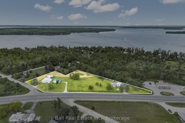Detached at 5641 Highway 35, Kawartha Lakes, ON K0M 1N0