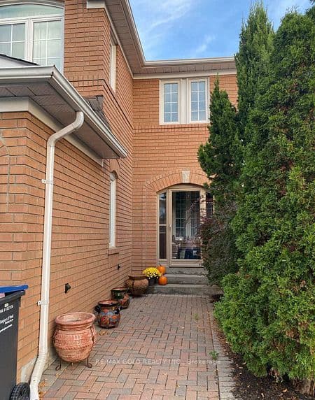 Link at 39 Fiddleneck Crescent, Brampton, ON L6R 1R3