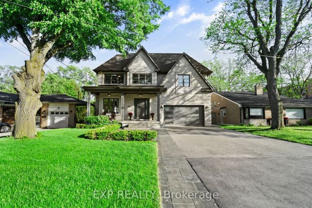 Detached at 74 Bedford Park Avenue, Richmond Hill, ON L4C 2N8