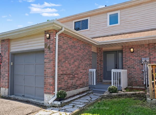 Att/Row/Townhouse at 24 Garden Avenue, Perth, ON K7H 3L9
