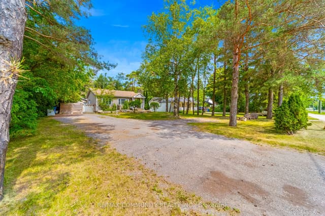 Detached at 5154 Aurora Road, Whitchurch-Stouffville, ON L4A 7X4