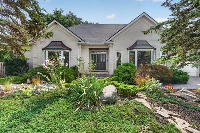 Detached at 173 WHITEACRES Drive, London North, ON N6G 4N2