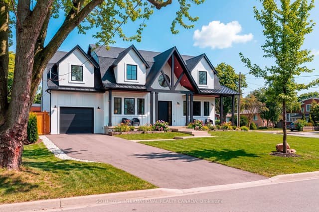 Detached at 118 Warwood Road, Toronto, ON M9B 5B7, Toronto W08