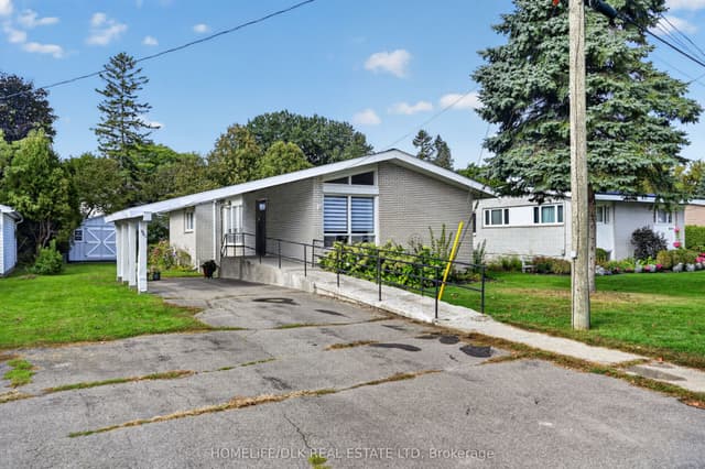 Detached at 961 Massie Drive W, Prescott, ON K0E 1T0