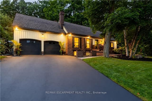 Detached at 2129 Highview Drive, Burlington, ON L7P 0P2
