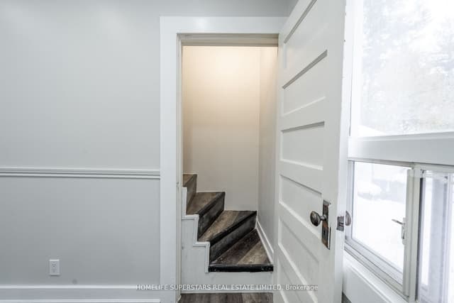 Detached at 4550 Homewood Avenue, Niagara Falls, ON L2E 4X8
