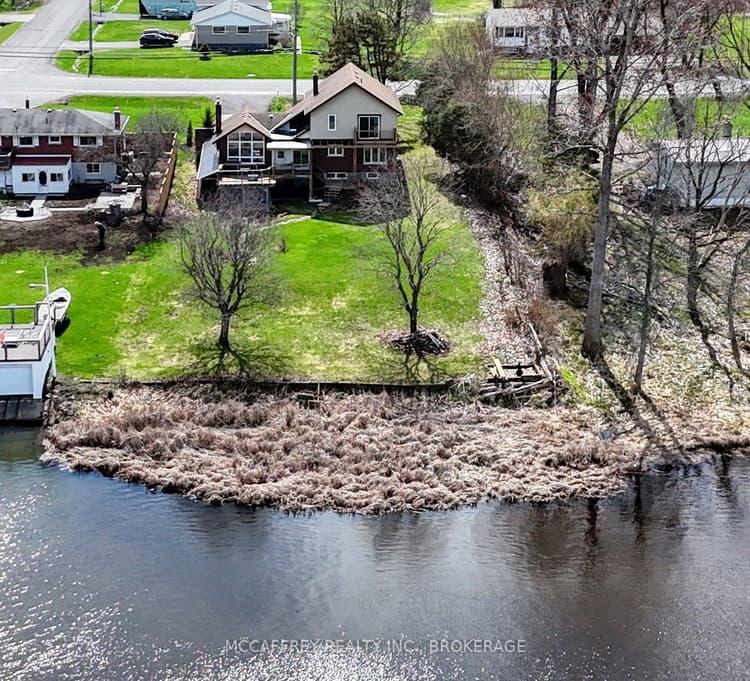 79 River Road