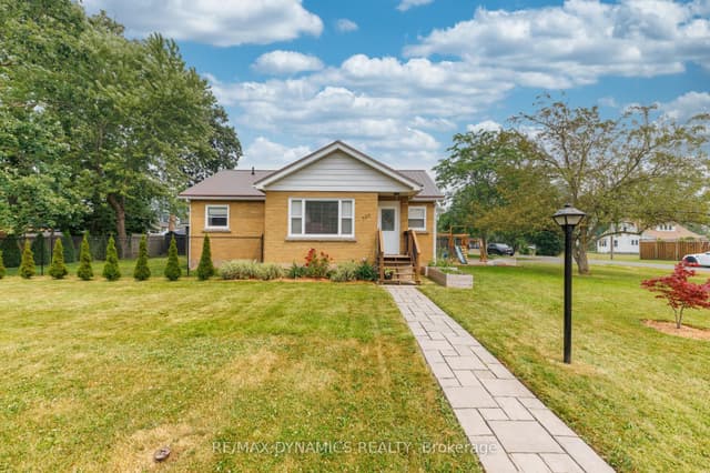 Detached at 586 Lakeside Road, Fort Erie, ON L2A 4Y2