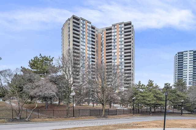 Condo Apartment at 10 Martha Eaton Way 1207, Toronto, ON M6M 5B3, Toronto W04