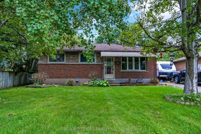 Detached at 344 Springbank Avenue N, Woodstock, ON N4S 7R6