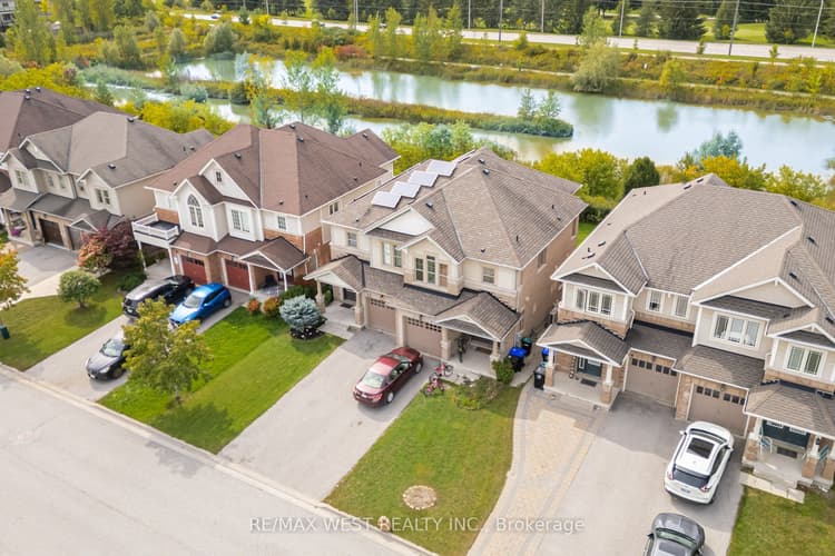 12 Hoard Avenue