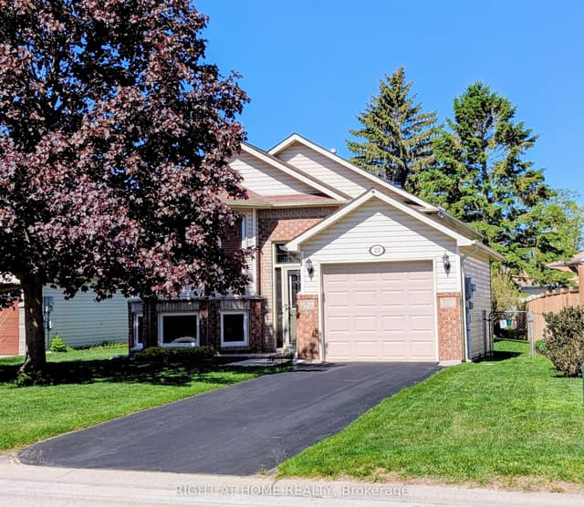 Detached at 22 Donald Crescent, Wasaga Beach, ON L9Z 1E1