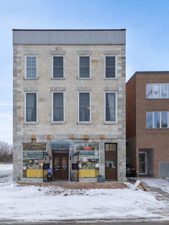 393 Front Street