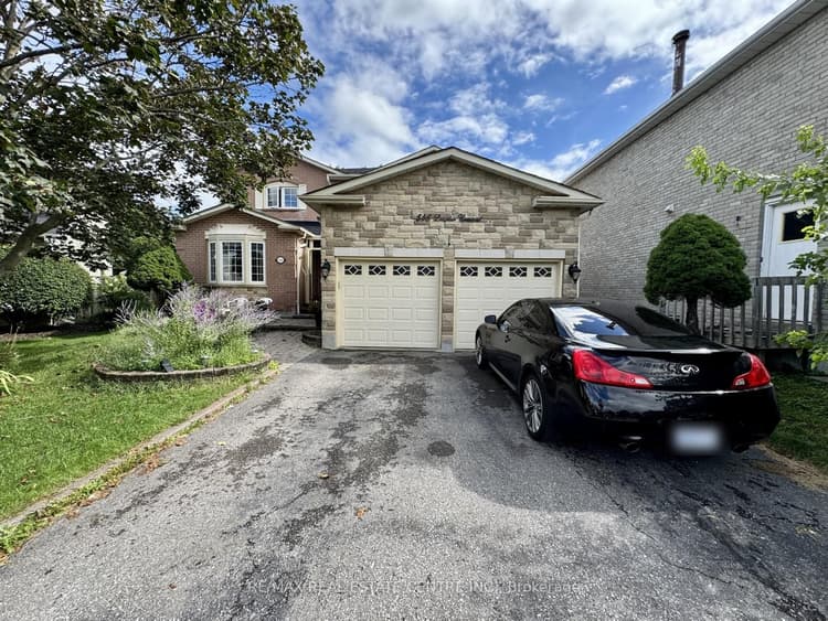 546 Laurier Crescent
