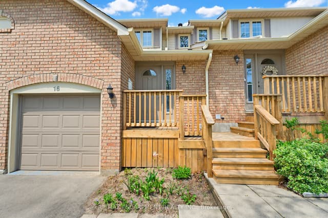 Condo Townhouse at 79 Braeheid Avenue 16, Hamilton, ON L8B 0C6