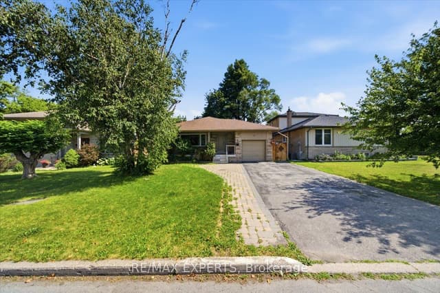 Detached at 51 Clifton Avenue Lower, Toronto, ON M3H 4K9, Toronto C06