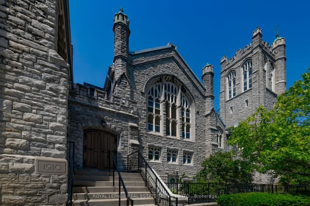 Condo Apartment at 384 Sunnyside Avenue 308, Toronto, ON M6R 2S1, Toronto W01