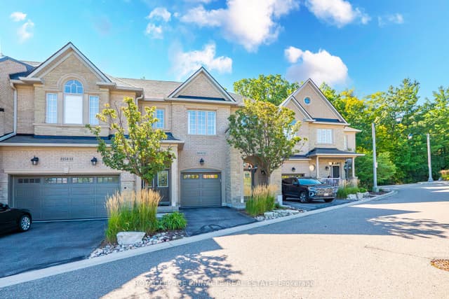 Condo Townhouse at 2254 Rockingham Drive 13, Oakville, ON L6H 7H8