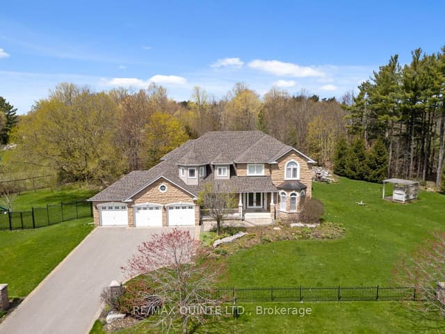 Detached at 2 Treeview Avenue, Whitchurch-Stouffville, ON L4A 1R1