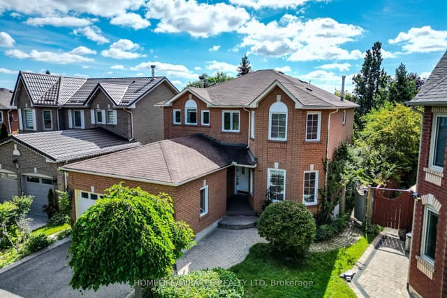 Detached at 42 Porteous Circle, Brampton, ON L6S 5C3