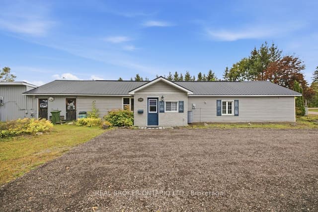 Detached at 800 Pinegrove Crescent, Petawawa, ON K8A 7E5