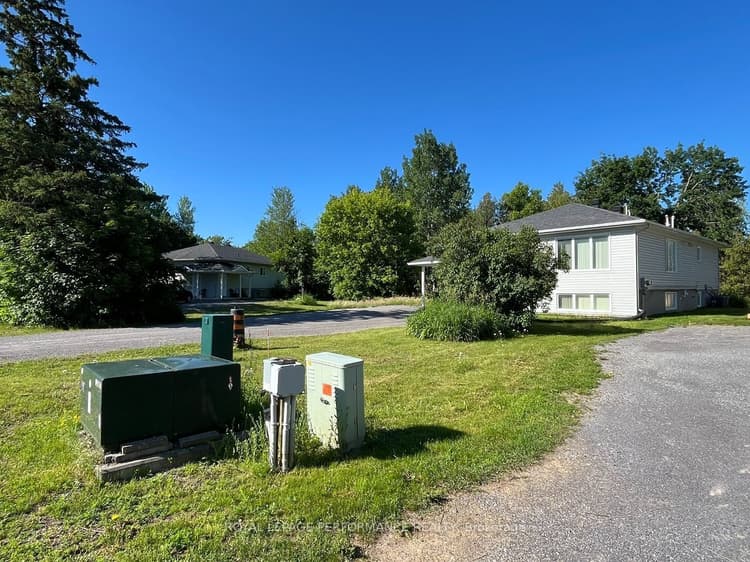 37 and 35A Cloverloft Court
