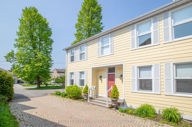 Detached at 40 Tremaine Terrace, Cobourg, ON K9A 5A8