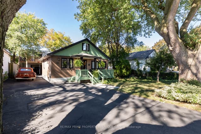 Duplex at 40 Jeavons Avenue, Toronto, ON M1K 1S8, Toronto E04