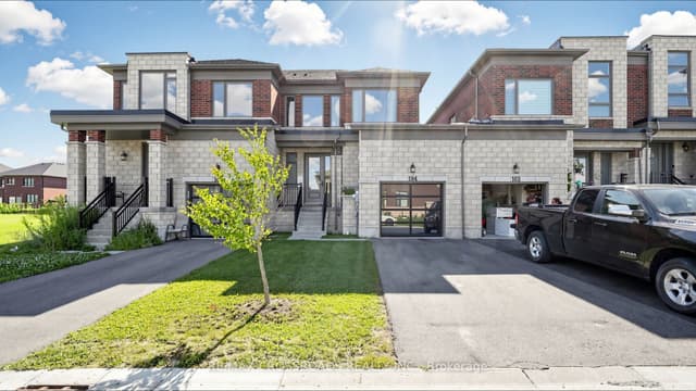 Att/Row/Townhouse at 184 Huntingford Trail, Woodstock, ON N4T 0M4