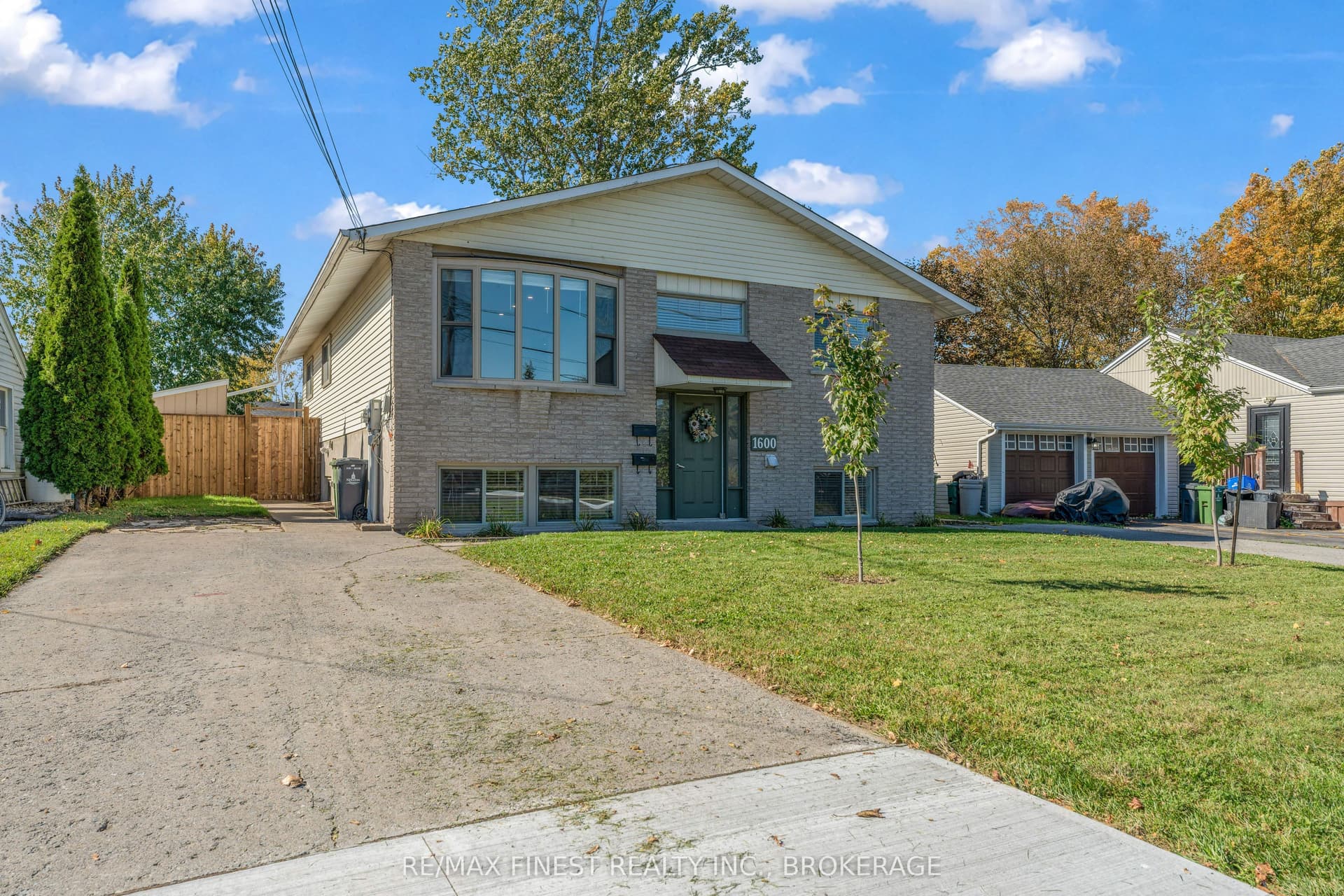 1600A Anne St