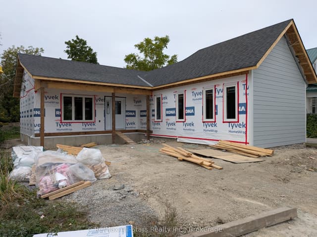 Detached at 99 St Patrick Street, Kawartha Lakes, ON K9V 1R7