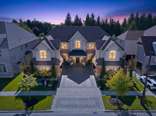 Detached at 55 Burlwood Road, Brampton, ON L6P 4E7