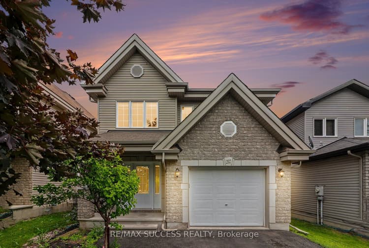 257 Mica Crescent