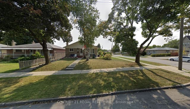 Detached at 9 Guiness Avenue, Toronto, ON M9W 3L1, Toronto W10