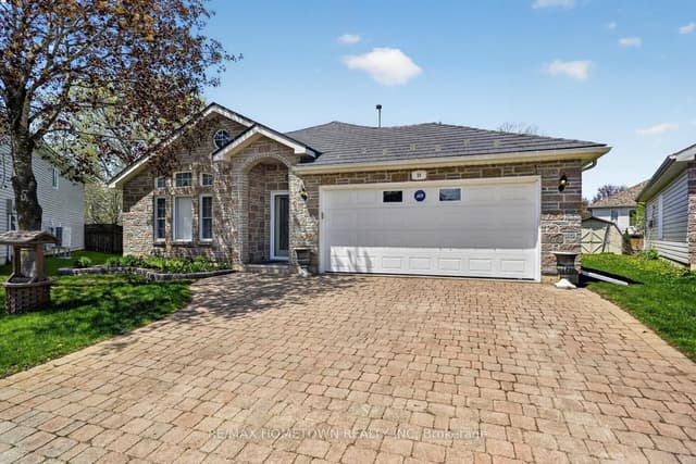 Detached at 24 Regency Place, Brockville, ON K6V 7M5