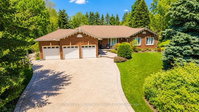 Detached at 287 Burns Boulevard, King, ON L7B 1E1