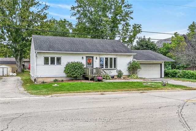 Detached at 28 Nelles Street E, Haldimand, ON N0A 1R0