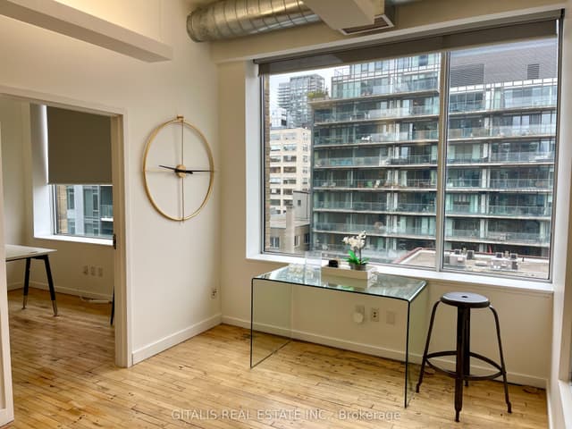 Office at 460 Richmond Street W 601, Toronto, ON M5V 1Y1, Toronto C01