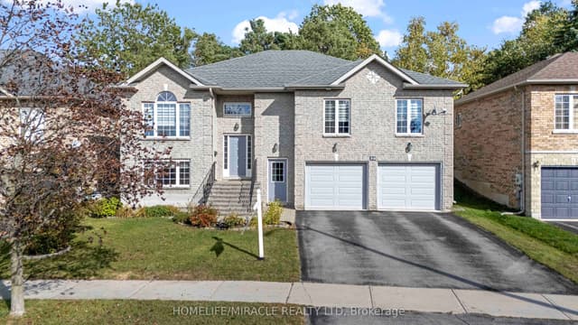 Detached at 30 Dove Crescent, Barrie, ON L4N 7Z3