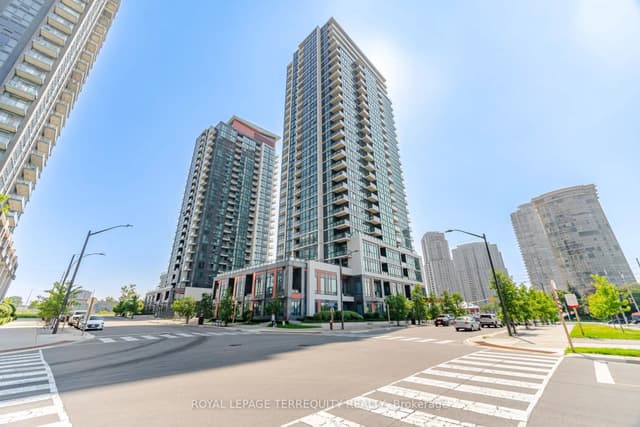 Condo Apartment at 75 Eglinton Avenue W 703, Mississauga, ON L5R 0E5