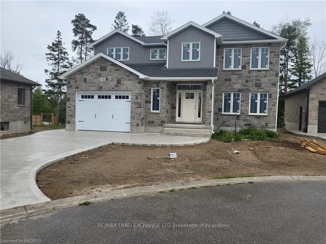 Detached at 766 CAMPBELL Avenue, Kincardine, ON N2Z 1W1