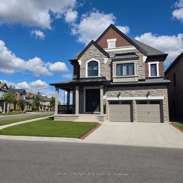 Detached at 2 Bachelor Street, Brampton, ON L7A 5B1