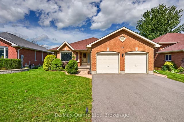 Detached at 26 Oak Ridge Boulevard, Belleville, ON K8N 5W1