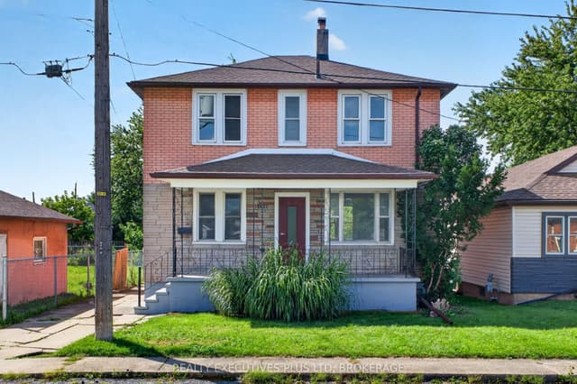 Duplex at 4119 DYSON Avenue, Niagara Falls, ON L2E 3L6