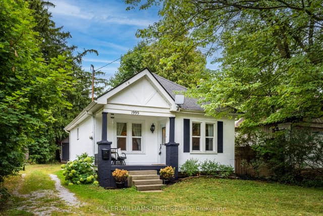 Detached at 1999 Main Street W, Hamilton, ON L8S 1J2