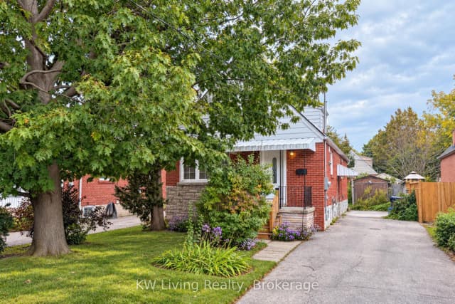 Detached at 20 Gardens Crescent Bsmt, Toronto, ON M4B 1T5, Toronto E03