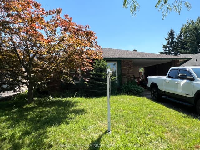 Detached at 6086 Eldorado Avenue, Niagara Falls, ON L2H 2E7