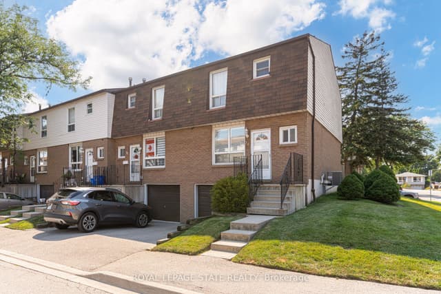 Condo Townhouse at 1301 Upper Gage Avenue 34, Hamilton, ON L8W 1E5